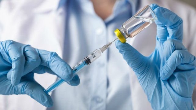 Lee más sobre el artículo El Ministerio de Salud ya trabaja con las provincias en el plan de vacunación contra el coronavirus