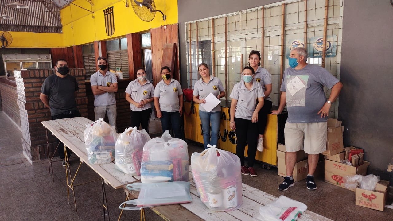 Lee más sobre el artículo Gustavo Mandrille: «100 familias del fútbol del CCAO están recibiendo un bolsón alimentario»