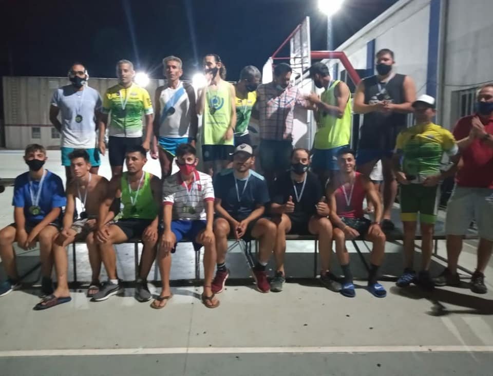 En este momento estás viendo Se disputó con muchos atletas inscriptos el Triatlón Ciudad de Ceres