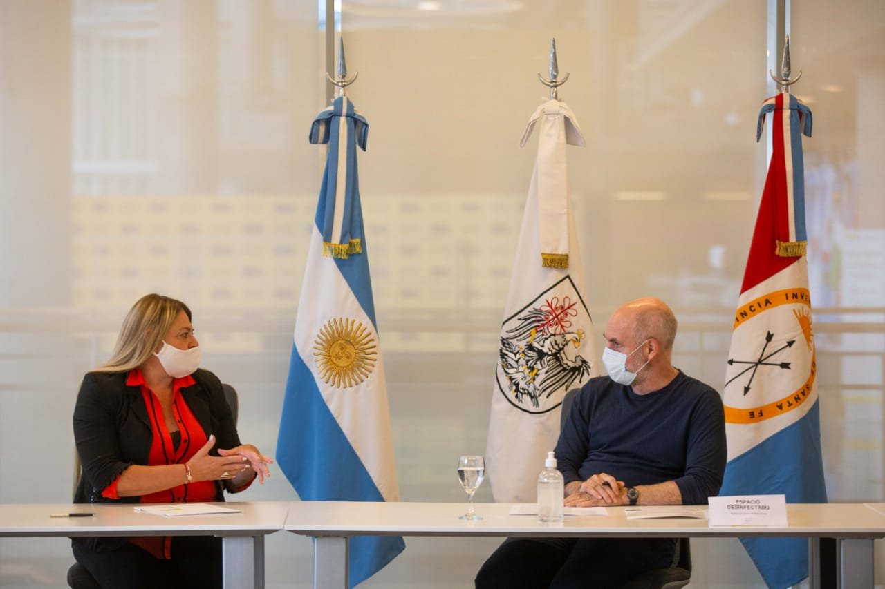 Lee más sobre el artículo La Intendente Alejandra Dupouy firmó convenio de reciprocidad con el Jefe del Gobierno porteño Horacio Rodriguez Larreta