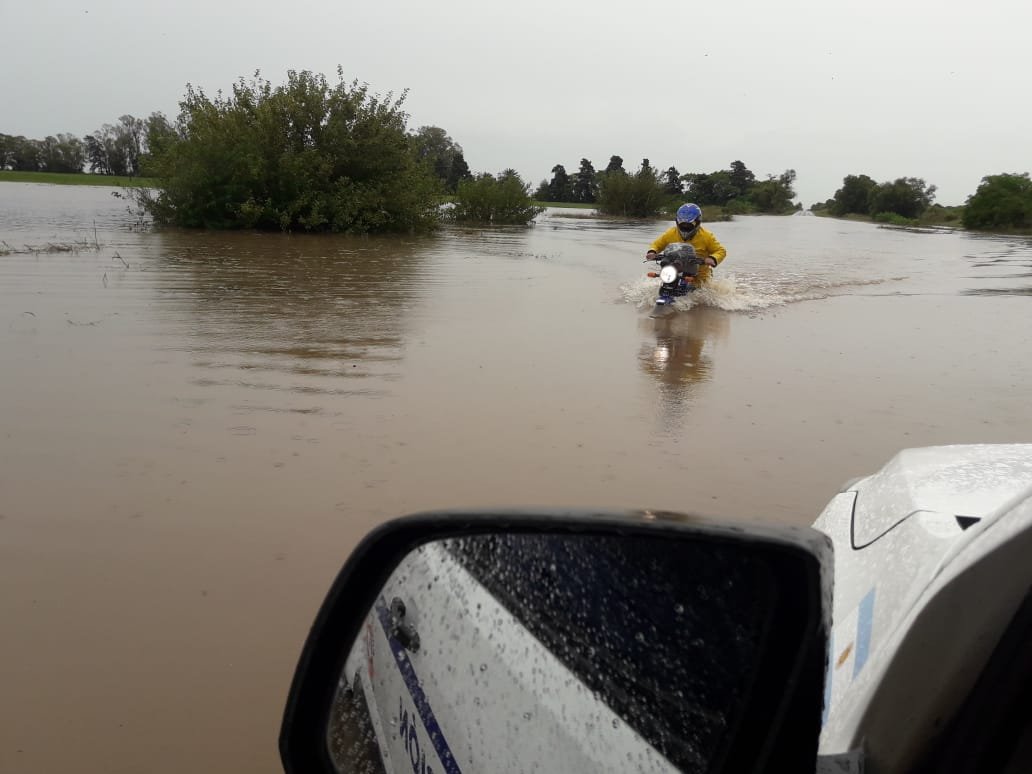 Lee más sobre el artículo Se inundaron algunas localidades de la provincia, y hay 200 personas evacuadas