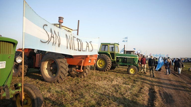 Lee más sobre el artículo La protesta del campo contra el Gobierno: productores de todo el país se concentraron en San Nicolás