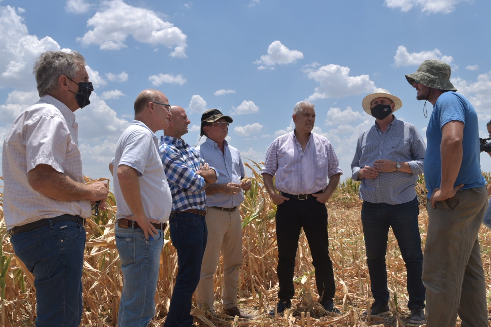 El Ministro Julian Dominguez recorrió campos afectados por la sequía junto a los gobernadores Perotti y Bordet