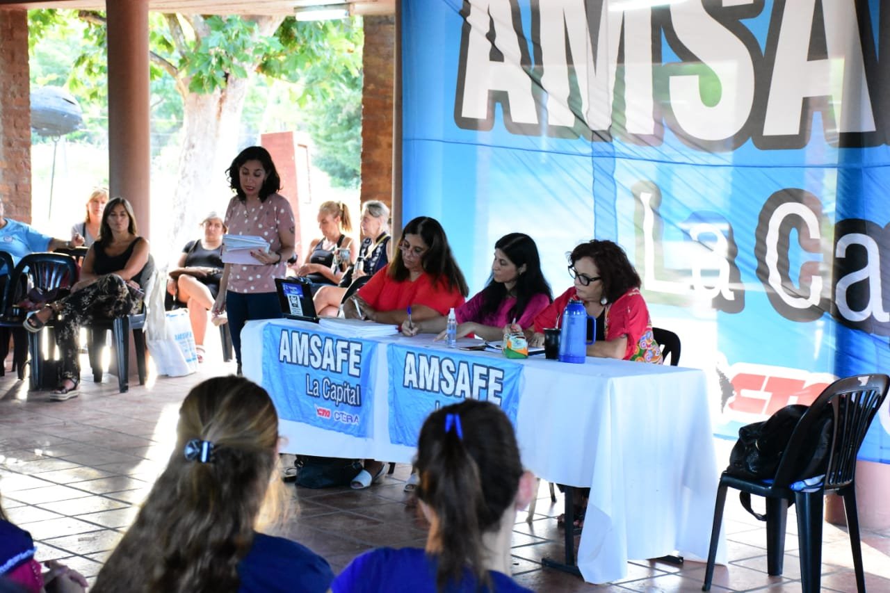 Lee más sobre el artículo Los docentes de AMSAFE rechazaron la oferta, y no inician las clases el 2 de marzo