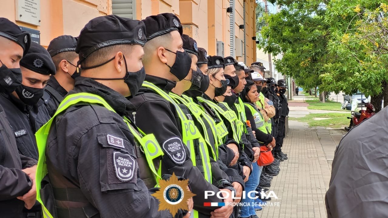 Lee más sobre el artículo San Cristobal: Batalla campal a la salida de una discoteca con policias agredidos y detenidos