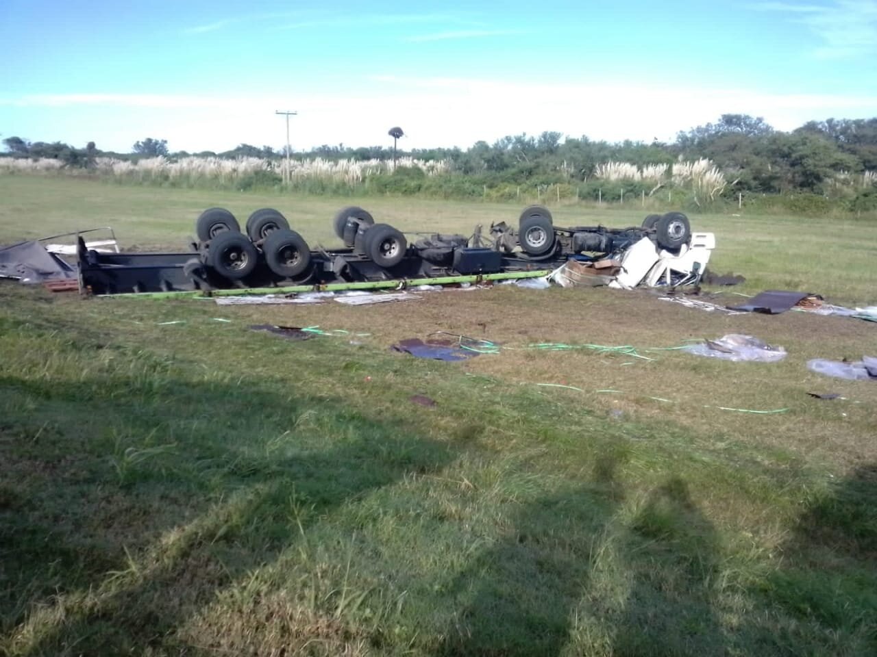 Lee más sobre el artículo Monigotes: Un camionero falleció en un accidente sobre ruta 34