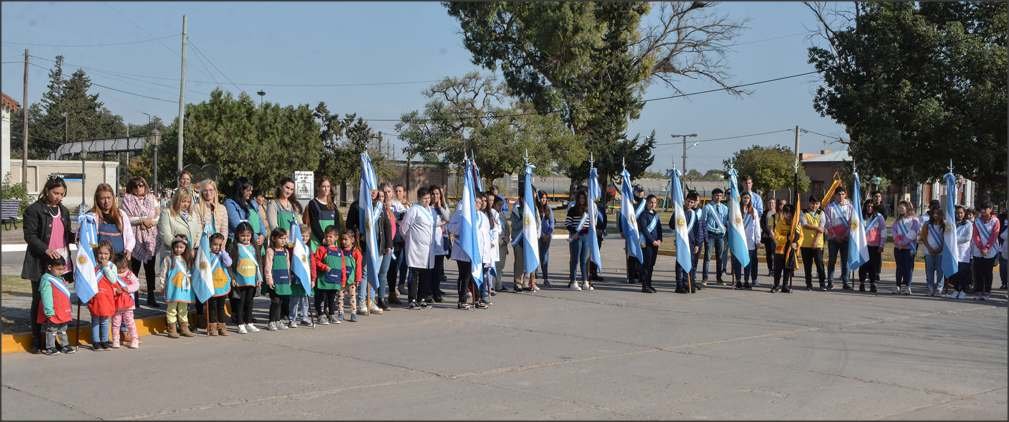 Lee más sobre el artículo Ceres celebró los 212 años de la Revolución de Mayo