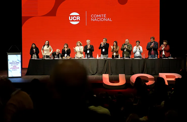 En este momento estás viendo La convención radical ratificó su adhesión a Juntos por el Cambio