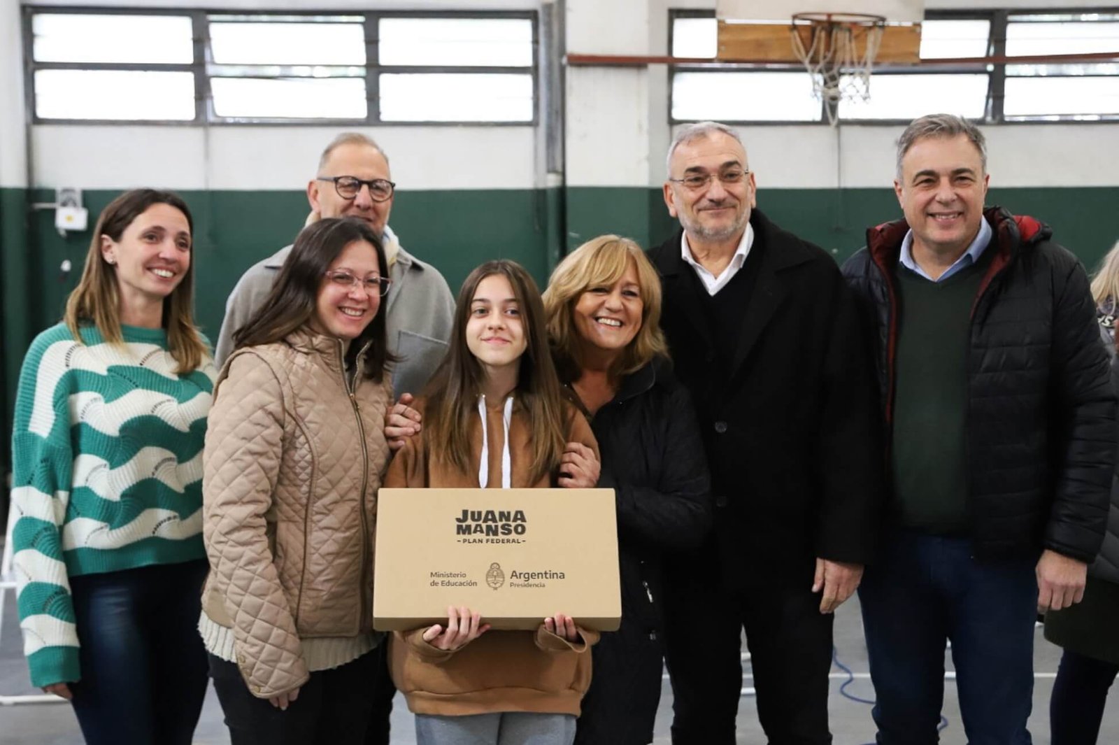 Lee más sobre el artículo La provincia ya entregó cerca de 25.000 netbooks en escuelas santafesinas