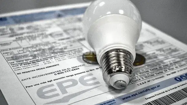 En este momento estás viendo EPE: Desde agosto habrá un nuevo incremento en las tarifas de luz