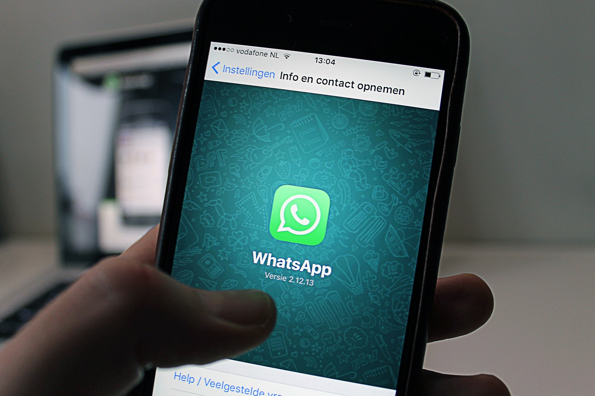 Lee más sobre el artículo WhatsApp deja de FUNCIONAR en 49 modelos de celulares.
