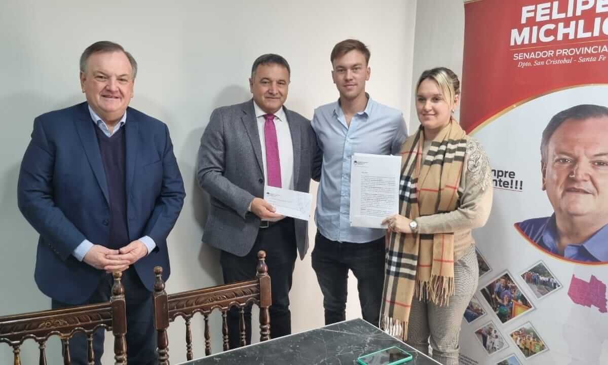 En este momento estás viendo El Club San Lorenzo de Ambrosetti contará con un nuevo y sofisticado sistema de riego artificial