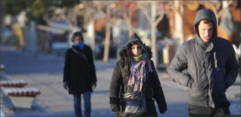 En este momento estás viendo Llega el frío con todo: Advierten que las temperaturas serán muy bajas desde el sabado