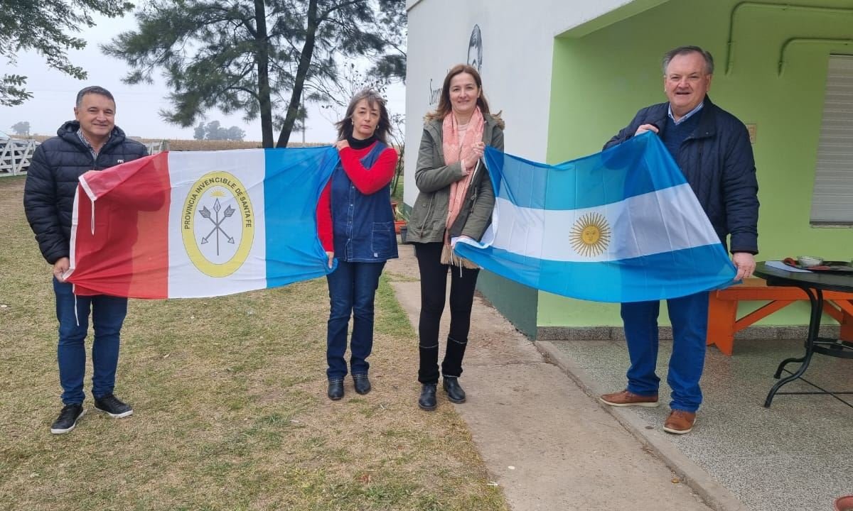 Lee más sobre el artículo El Senador Michlig y el Diputado González visitaron Aguará Grande y La Lucila