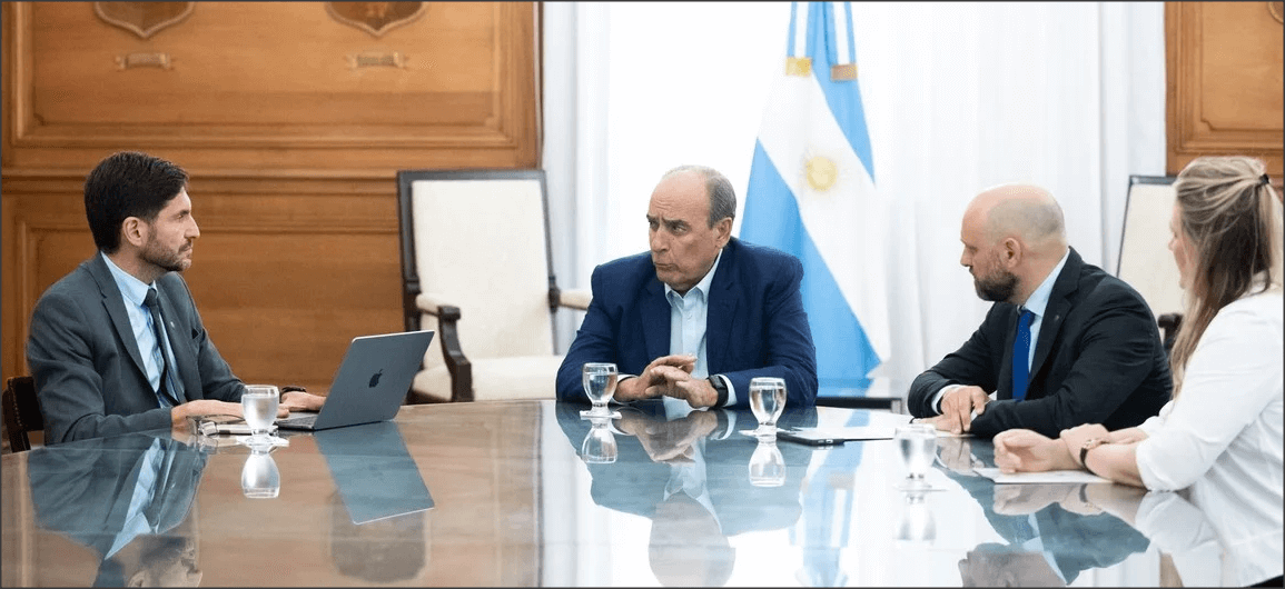 En este momento estás viendo Pullaro fue a la Casa Rosada por los Biocombustibles