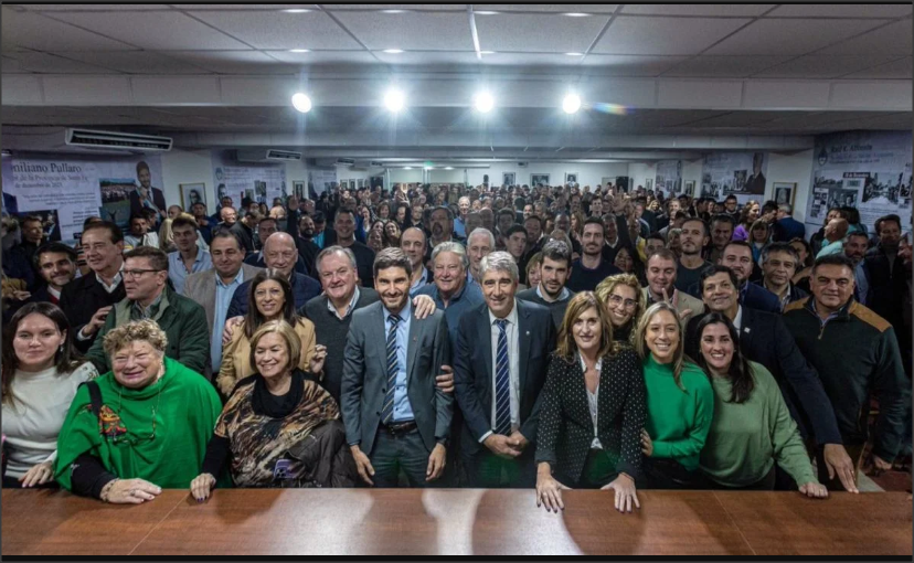 Felipe Michlig asumió su 4to. mandato como Pte. de la UCR Provincial y quedó inaugurado el “Salón de actos Raúl Alfonsín”