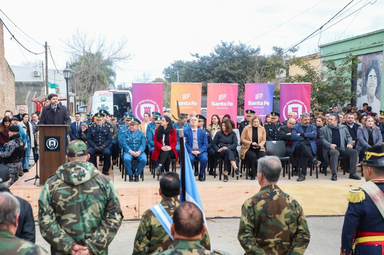 Lee más sobre el artículo Pullaro en Coronda: «Estamos poniendo orden en las cárceles y en la calle»