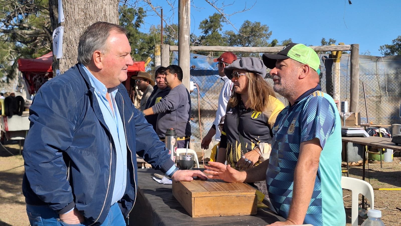 Lee más sobre el artículo Michlig acompañó el festival de jineteada en Unión Deportiva Arrufó