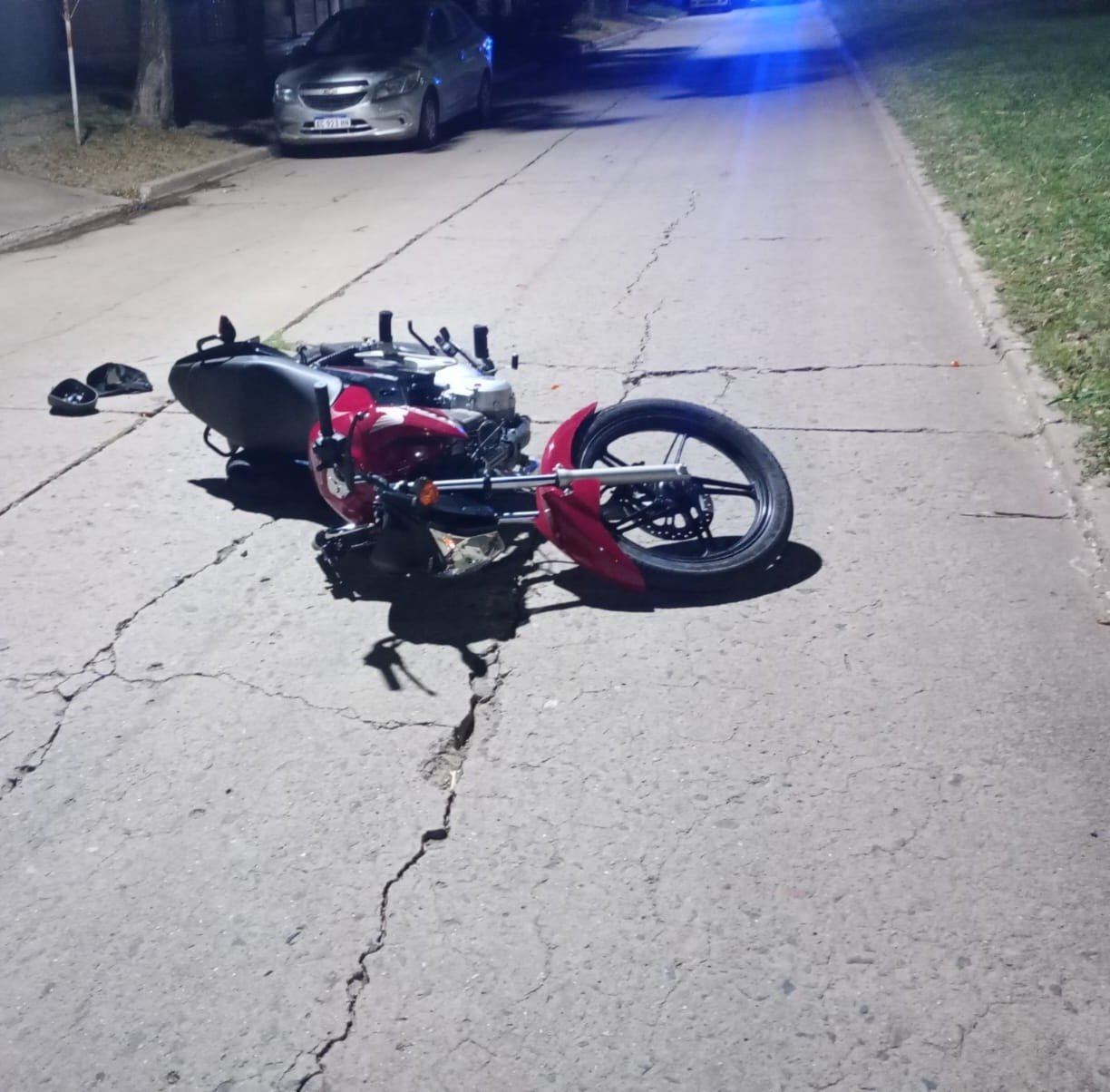 En este momento estás viendo Ceres: Motociclista lesionado tras caerse con su rodado