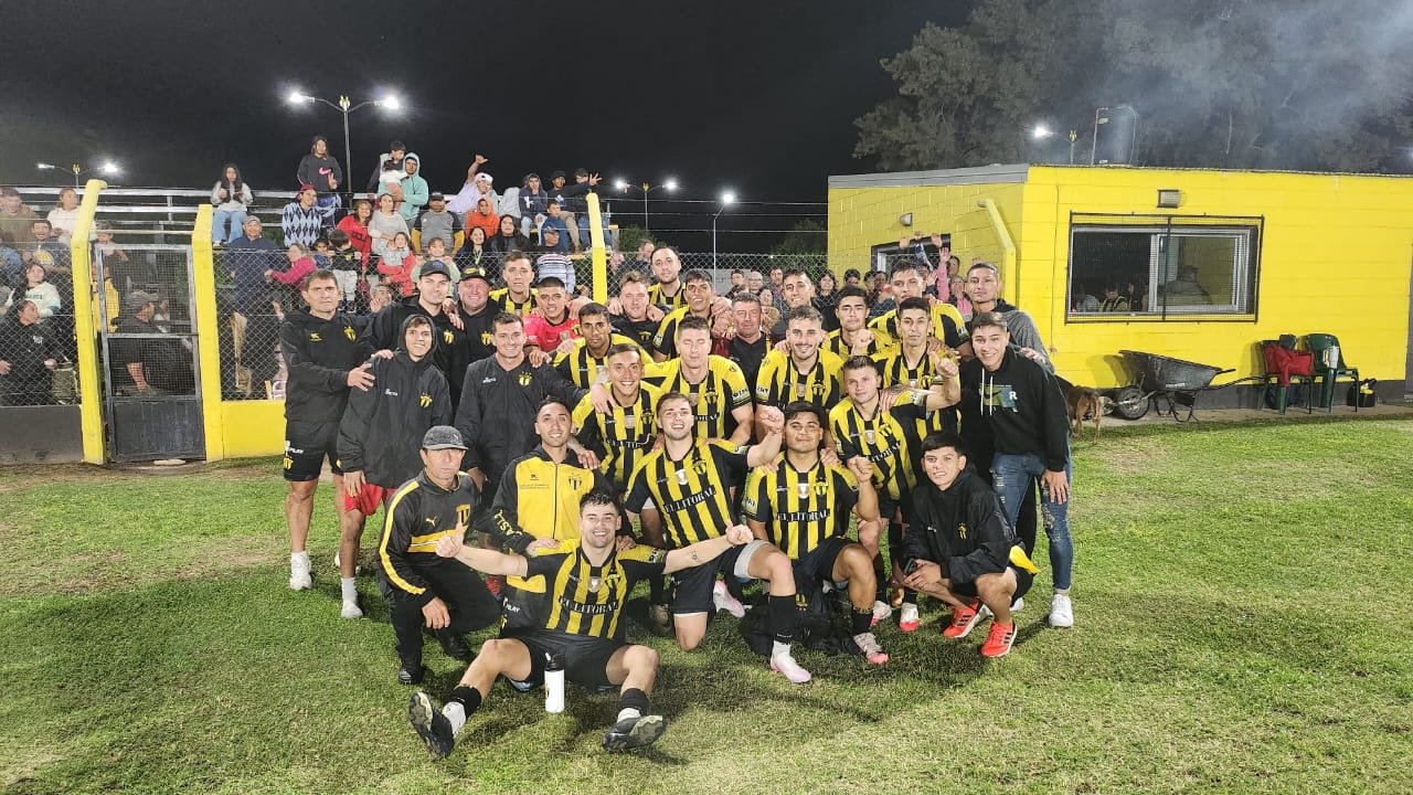 En este momento estás viendo Copa Federación: CAT y San Lorenzo Ambrosetti agrandan la historia liguista en la provincia