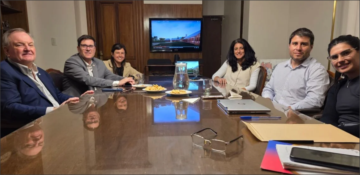 En este momento estás viendo El Ministerio de Educación ya cuenta con el anteproyecto de la Planta Campamentil -modelo- en Laguna La Verde