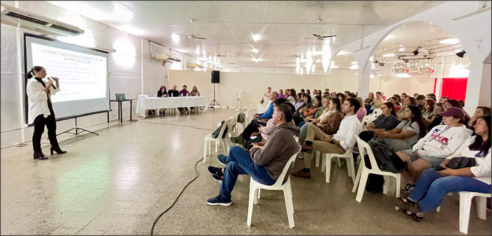 Importante concurrencia de pùblico a la charla sobre Bullying organizada por Primero Ceres