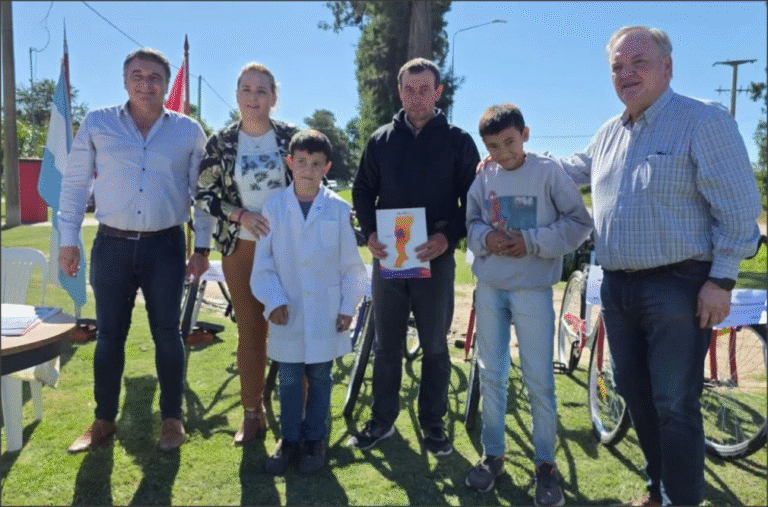 El senador Michlig visitó 5 localidades para acercar numerosos beneficios gubernamentales
