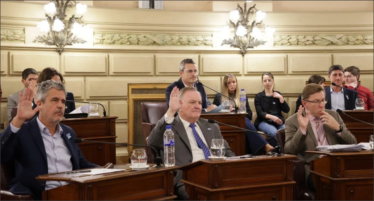 En este momento estás viendo Unánime media sanción para «blindar» con financiación las obras en Santa Fe