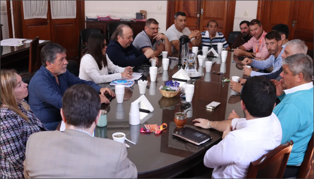 Varios municipios y comunas cerrarán sus puertas este viernes 16