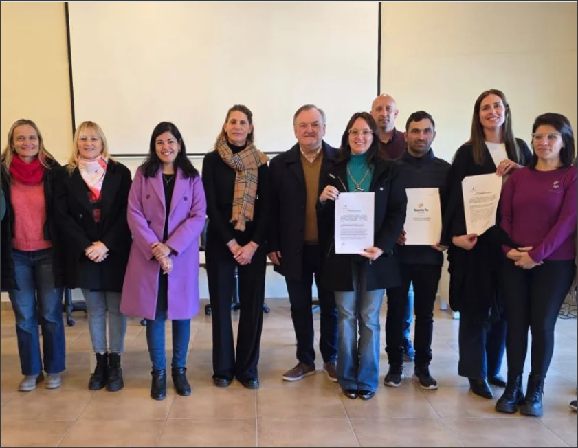 En este momento estás viendo Entrega de aportes del Programa Brigadier, convenios del Banco Solidario y nuevos cursos de formación