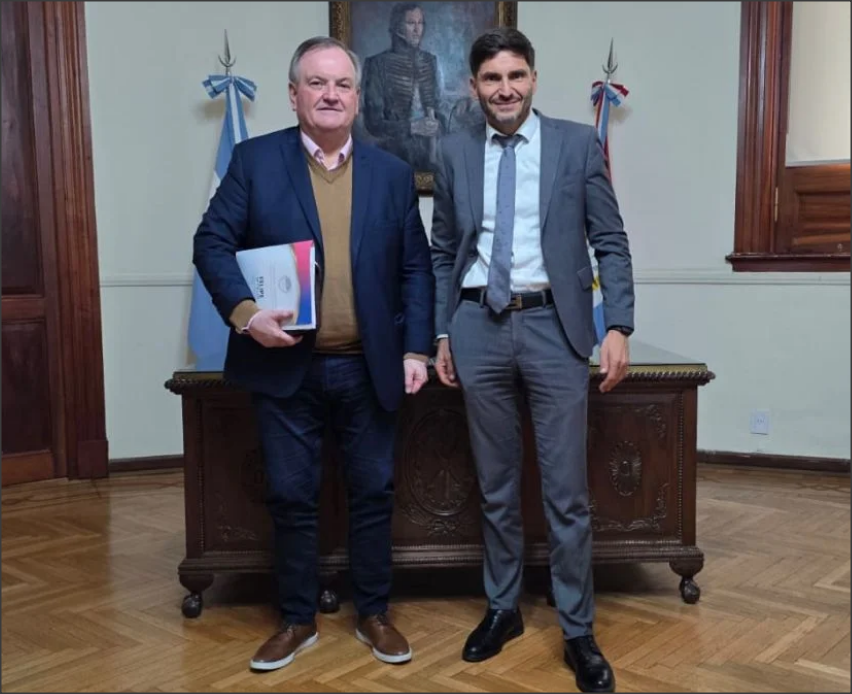En este momento estás viendo Importante y productiva reunión política entre Michlig y Pullaro