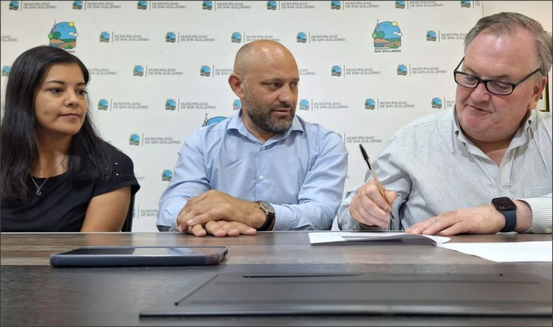 En este momento estás viendo San Guillermo recibió $ 75 millones del Programa Provincial “Caminos Productivos” para ripio rural