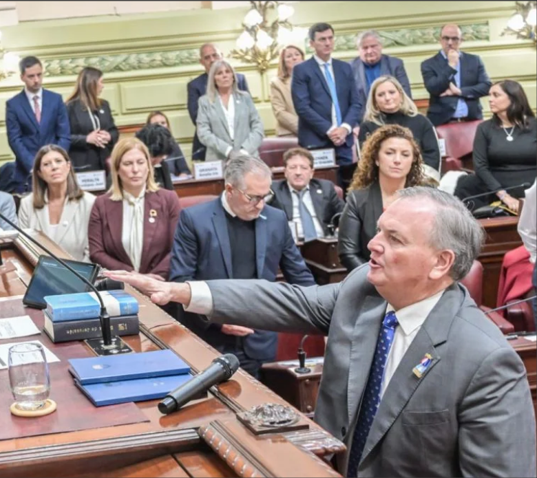 En este momento estás viendo Felipe Michlig fue elegido Presidente de la Convención Reformadora de la Constitución Provincial