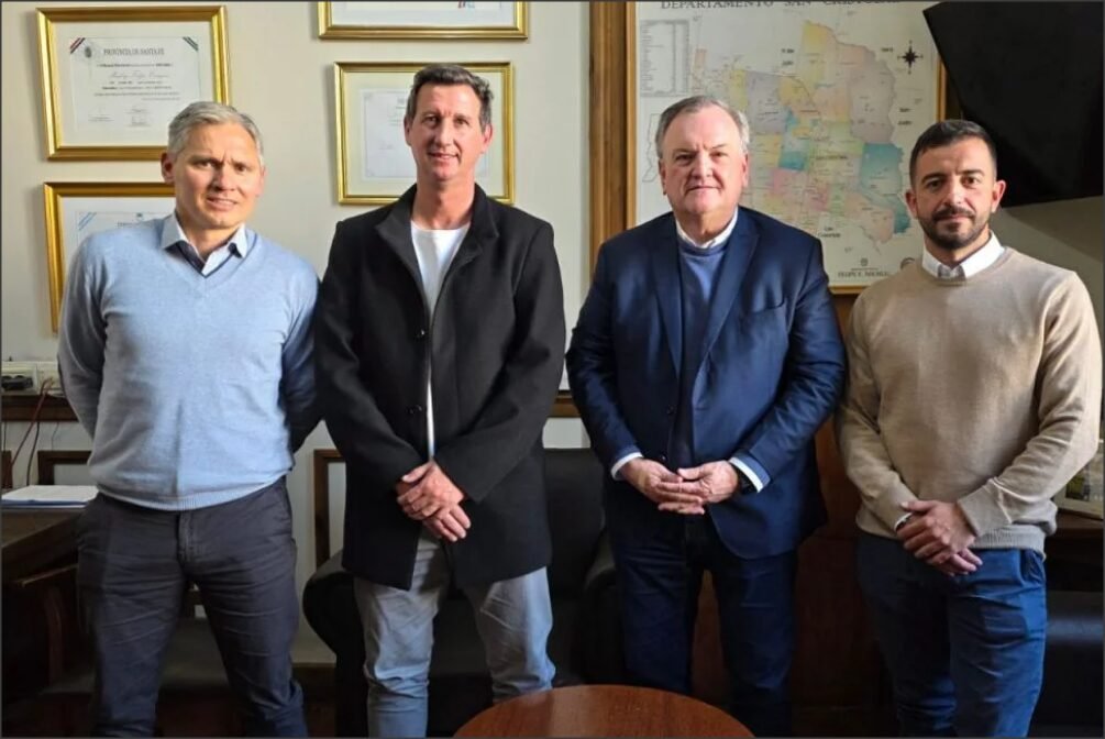 En este momento estás viendo Michlig se reunió con dirigentes de la Liga Santafesina de Fútbol en apoyo al Programa “Con Valores Ganamos Todos”