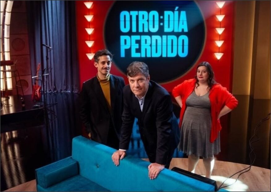 En este momento estás viendo Estudió Estadística, dejó su trabajo en una multinacional para hacer reír y hoy es “socia” de Pergolini: la vida de Laila Roth