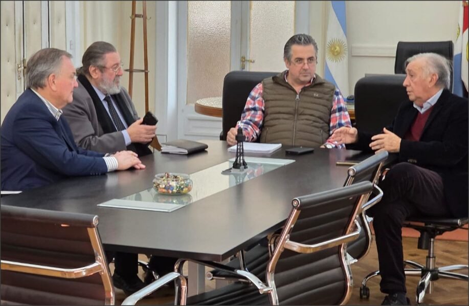 En este momento estás viendo Reunión por cobertura de cargos judiciales en los departamentos San Cristóbal y 9 de Julio