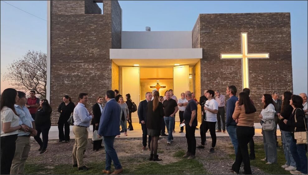 En este momento estás viendo Inauguración de numerosas Obras Públicas en Colonia Dos Rosas y la Legua