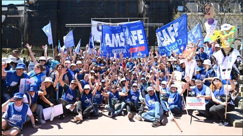 En este momento estás viendo AMSAFE adhirió al paro nacional de CTERA