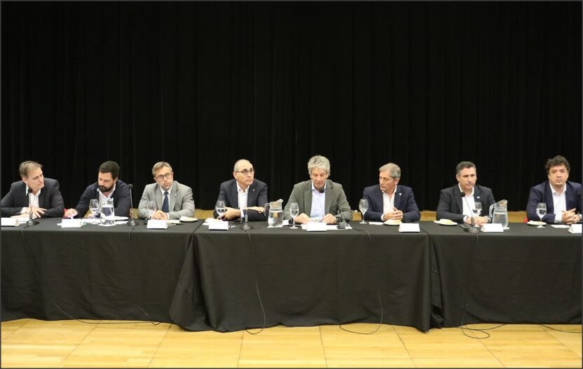 En este momento estás viendo La Bolsa de Rosario se reunió con el equipo económico de la Nación