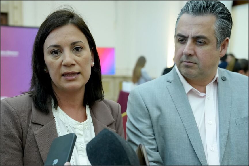 En este momento estás viendo Con una inversión de $ 17.000 millones, Provincia comprará 3.000 pistolas semiautomáticas y 11.800 chalecos antibala