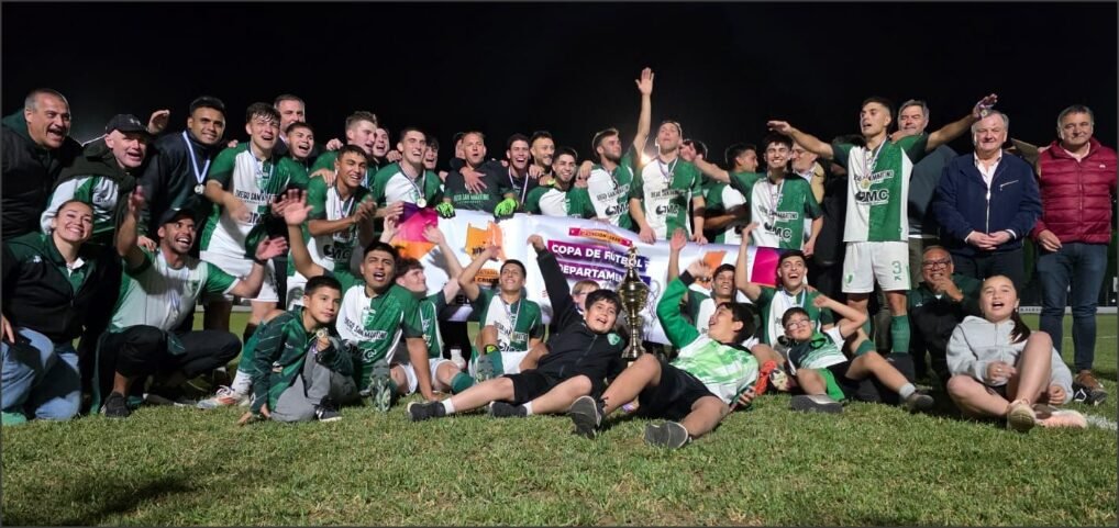 En este momento estás viendo Brown de San Vicente se consagró campeón de ORO de la “exitosa” Copa Bi-Departamental Castellanos – San Cristóbal 2025