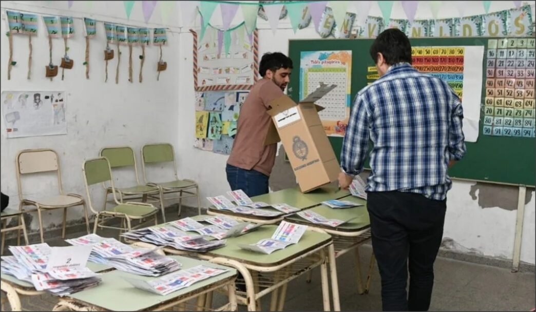 En este momento estás viendo Comenzó el escrutinio en todas las escuelas: En Ceres votó el 54% del padrón, en el pais el 66%