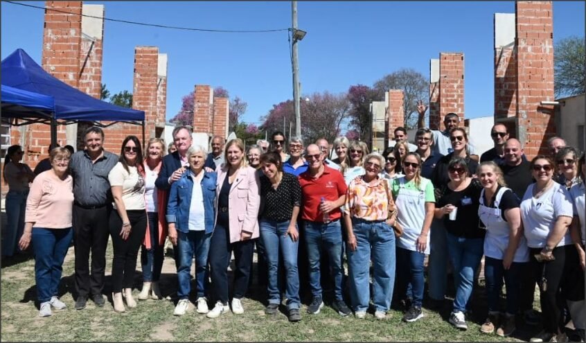 En este momento estás viendo Michlig y Scaglia encabezaron una intensa agenda en Hersilia y Colonia Rosa