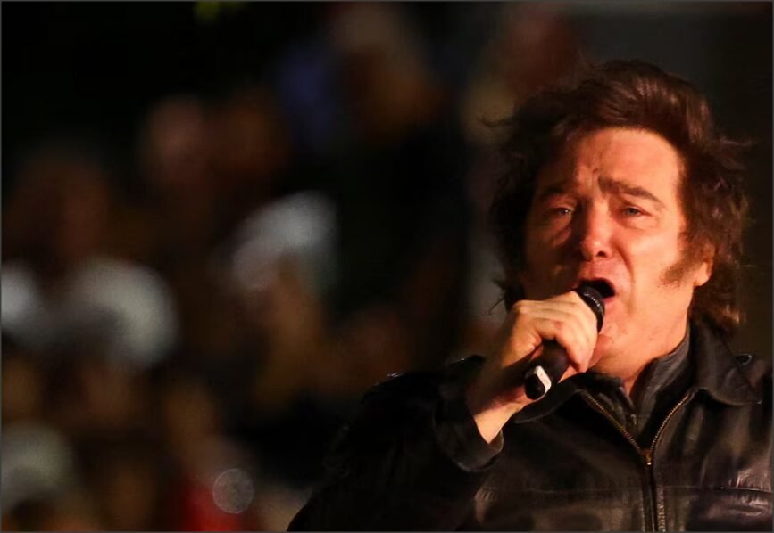 En este momento estás viendo El Gobierno evalúa cambiar la estrategia para el cierre de la campaña y el último acto sería en Rosario