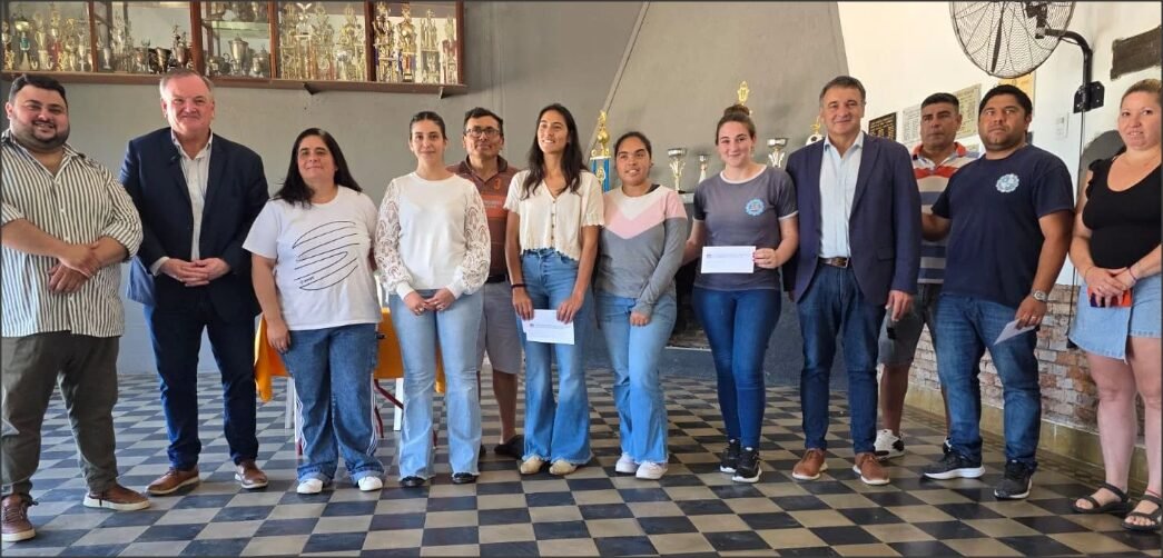 En este momento estás viendo El senador Michlig y el diputado González visitaron instituciones de Soledad y acercaron respuestas gubernamentales