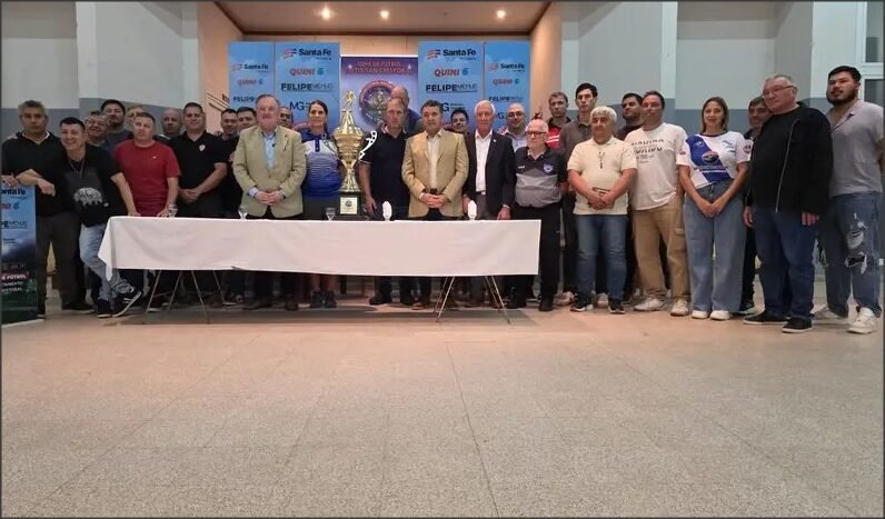 En este momento estás viendo Se presentó en Suardi la 3° Edición de la Copa de Fútbol “Departamento San Cristóbal” – 2026