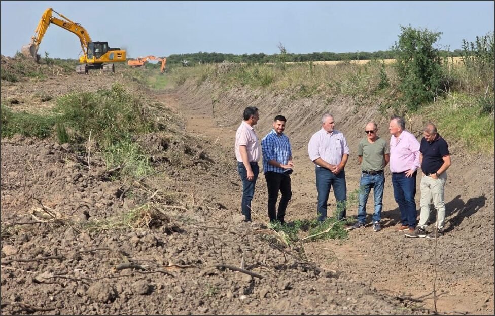 En este momento estás viendo Para potenciar la producción, el Gobierno Provincial mejora la infraestructura hídrica en San Cristóbal