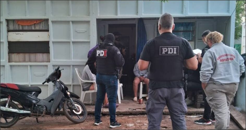 En este momento estás viendo Varios detenidos en fuerte operativo de PDI Ceres contra el microtráfico en Suardi