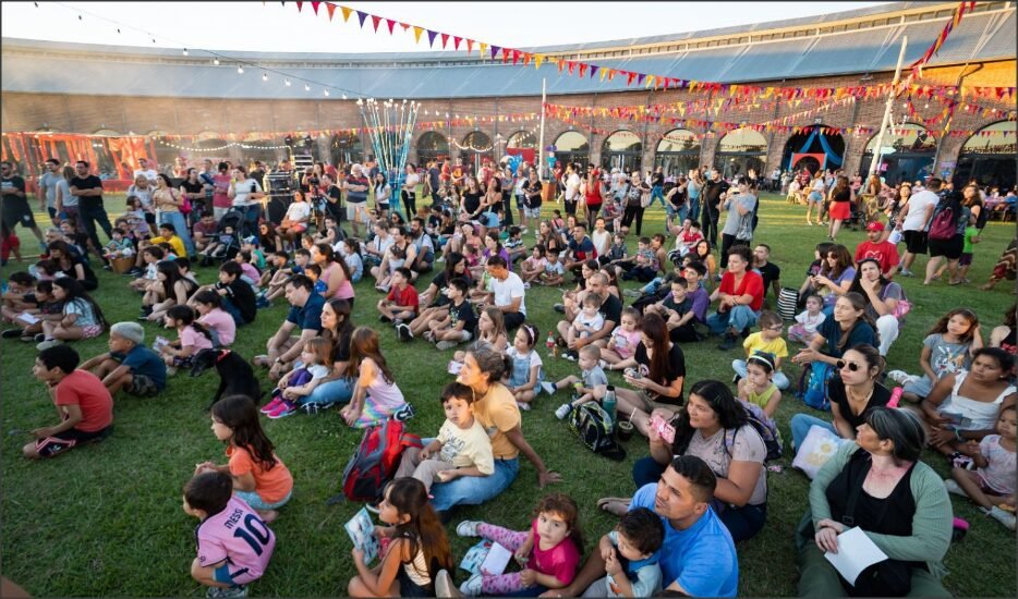 En este momento estás viendo Más de 35 mil personas participaron de los programas culturales itinerantes en lo que va del año