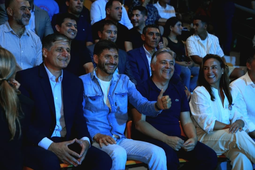 En este momento estás viendo Pullaro: “Santa Fe y Córdoba son las provincias que traccionan y empujan a la Argentina”